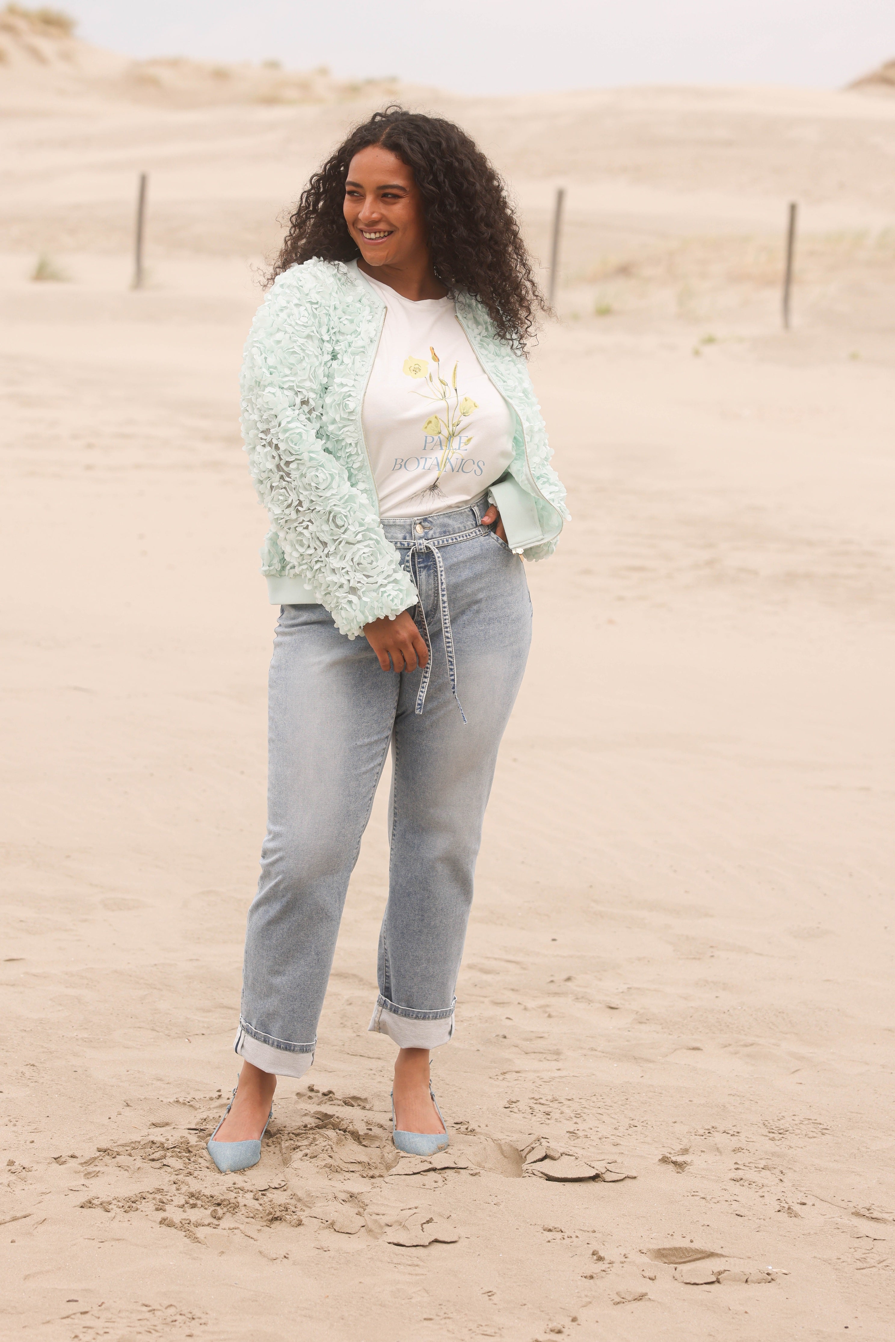 Pale Botanics - Look 1