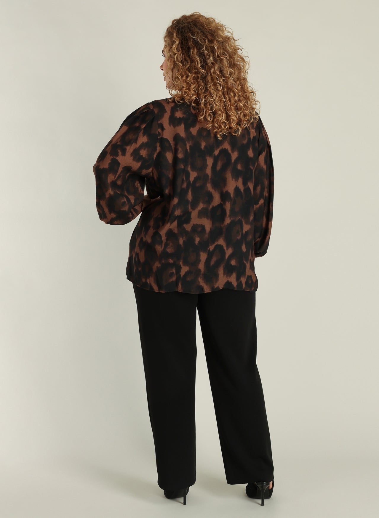 Geraldine | Warm Taupe/Multi-C