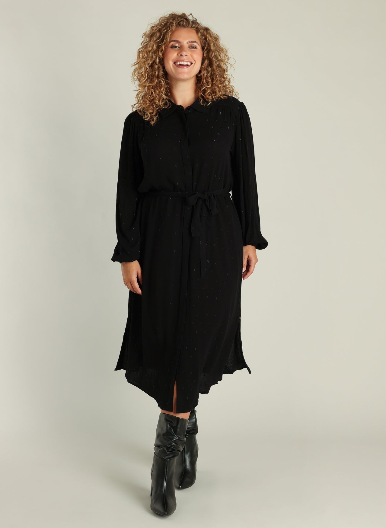 Guinevere | Black