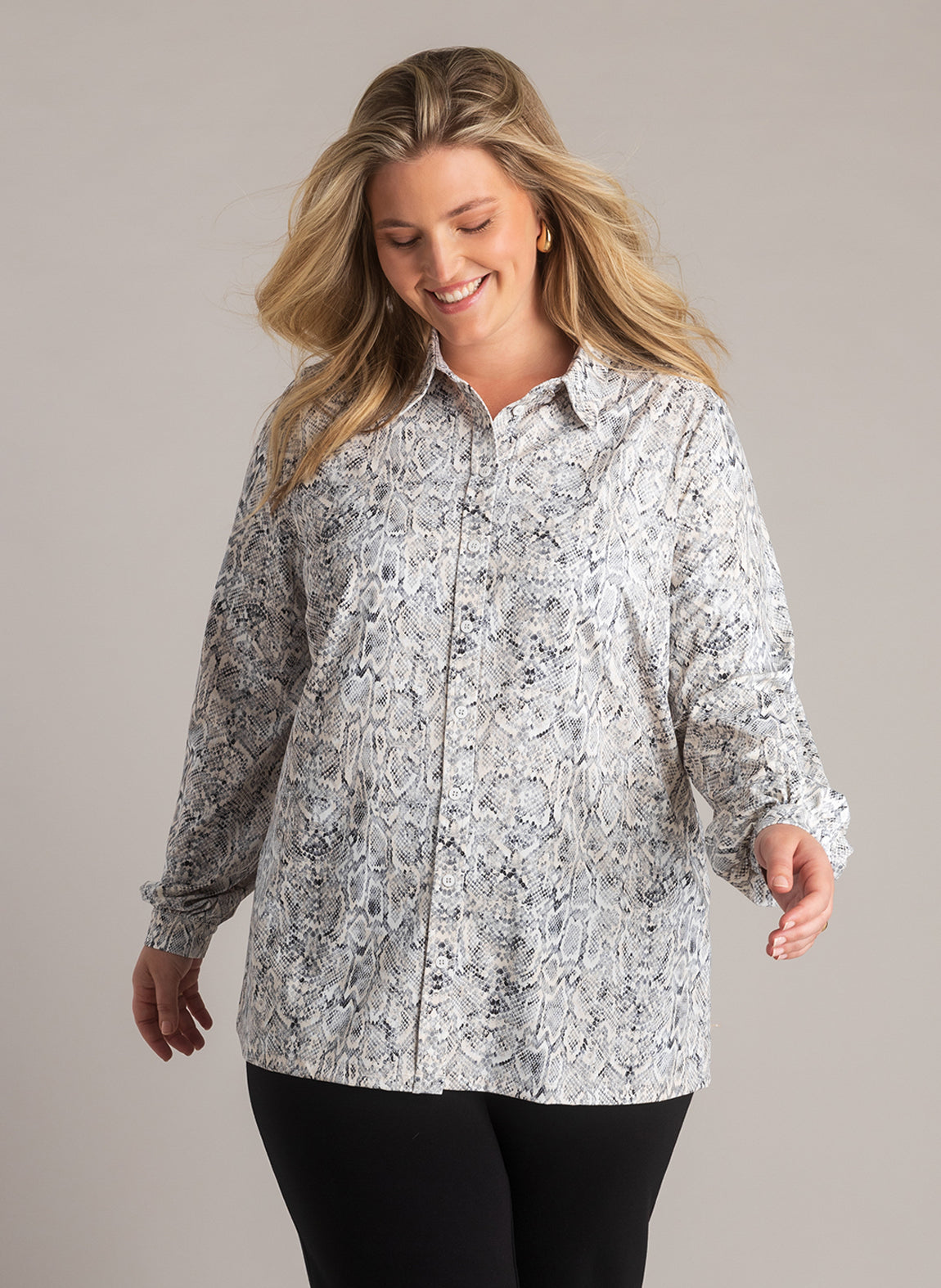 Vedita Essential | Black Multi Colour