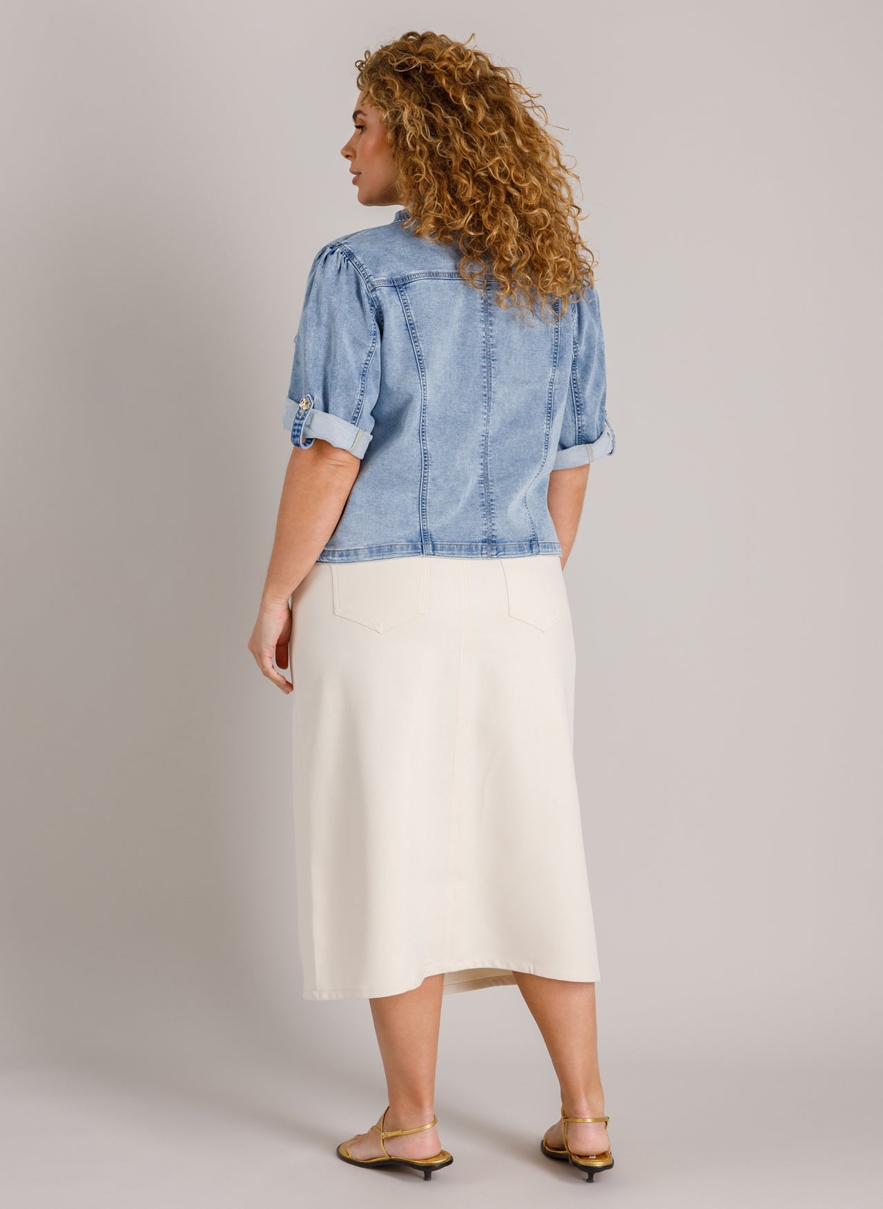 Wijnanda Essential | Bleach Blue Denim