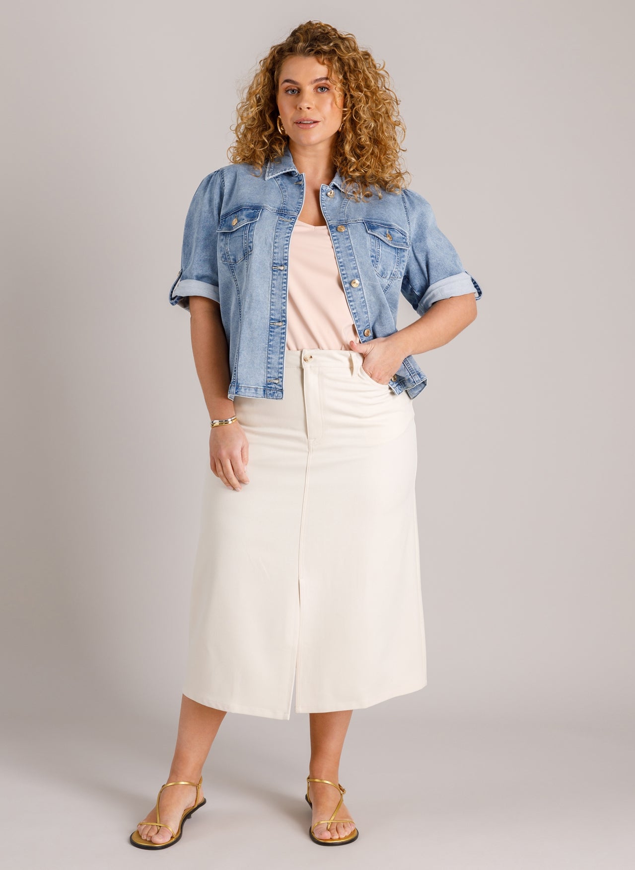 Wijnanda Essential | Bleach Blue Denim