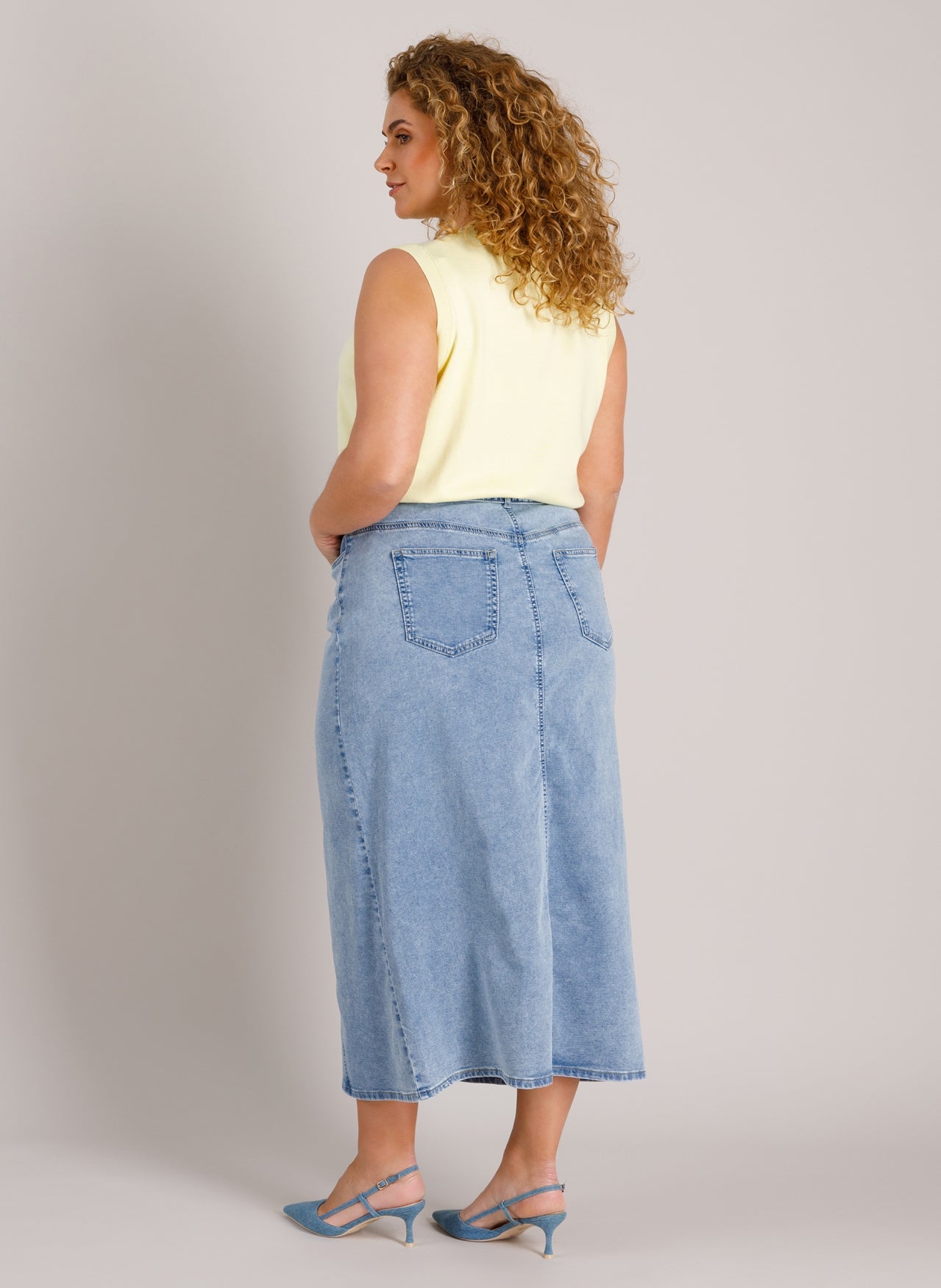 Wiebke Essential | Bleach Blue Denim