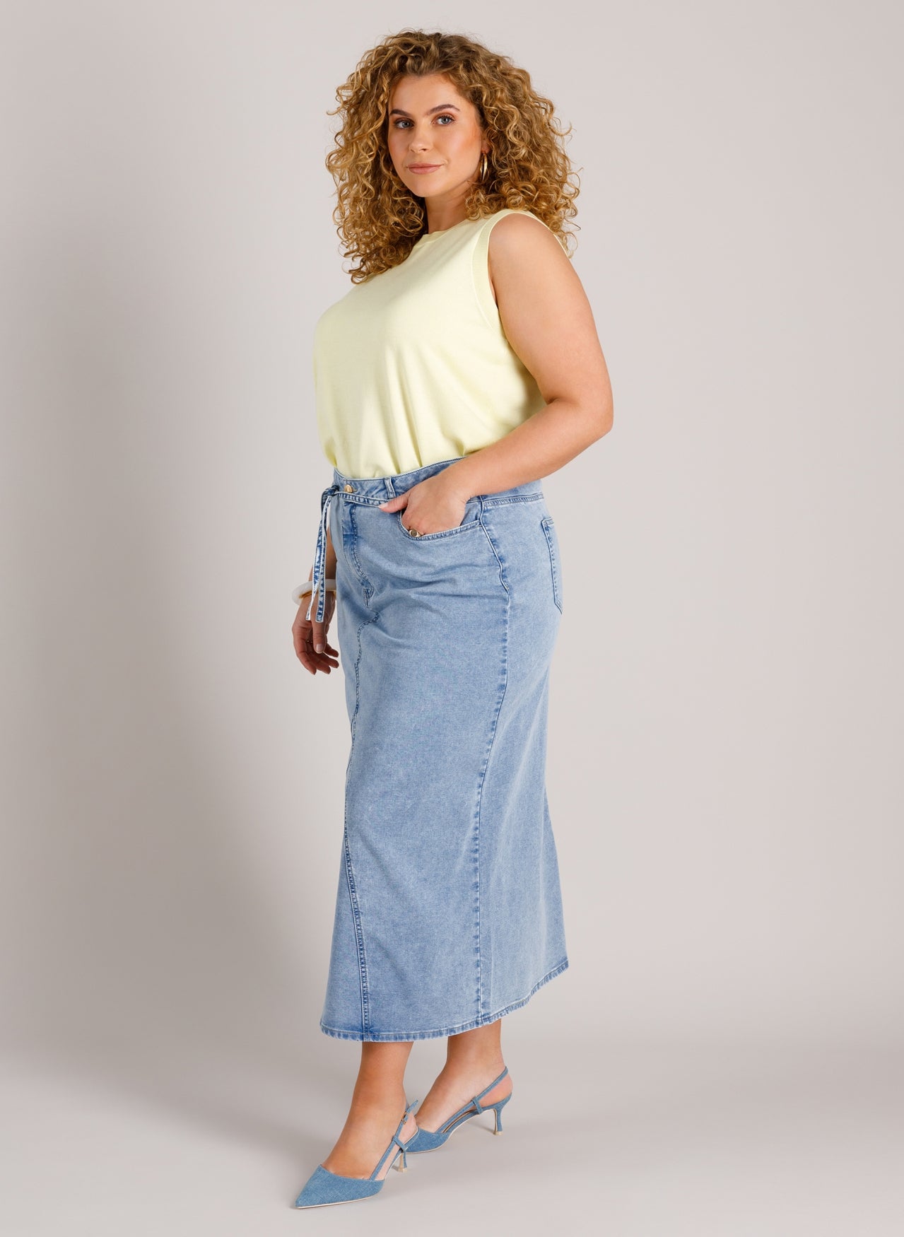 Wiebke Essential | Bleach Blue Denim