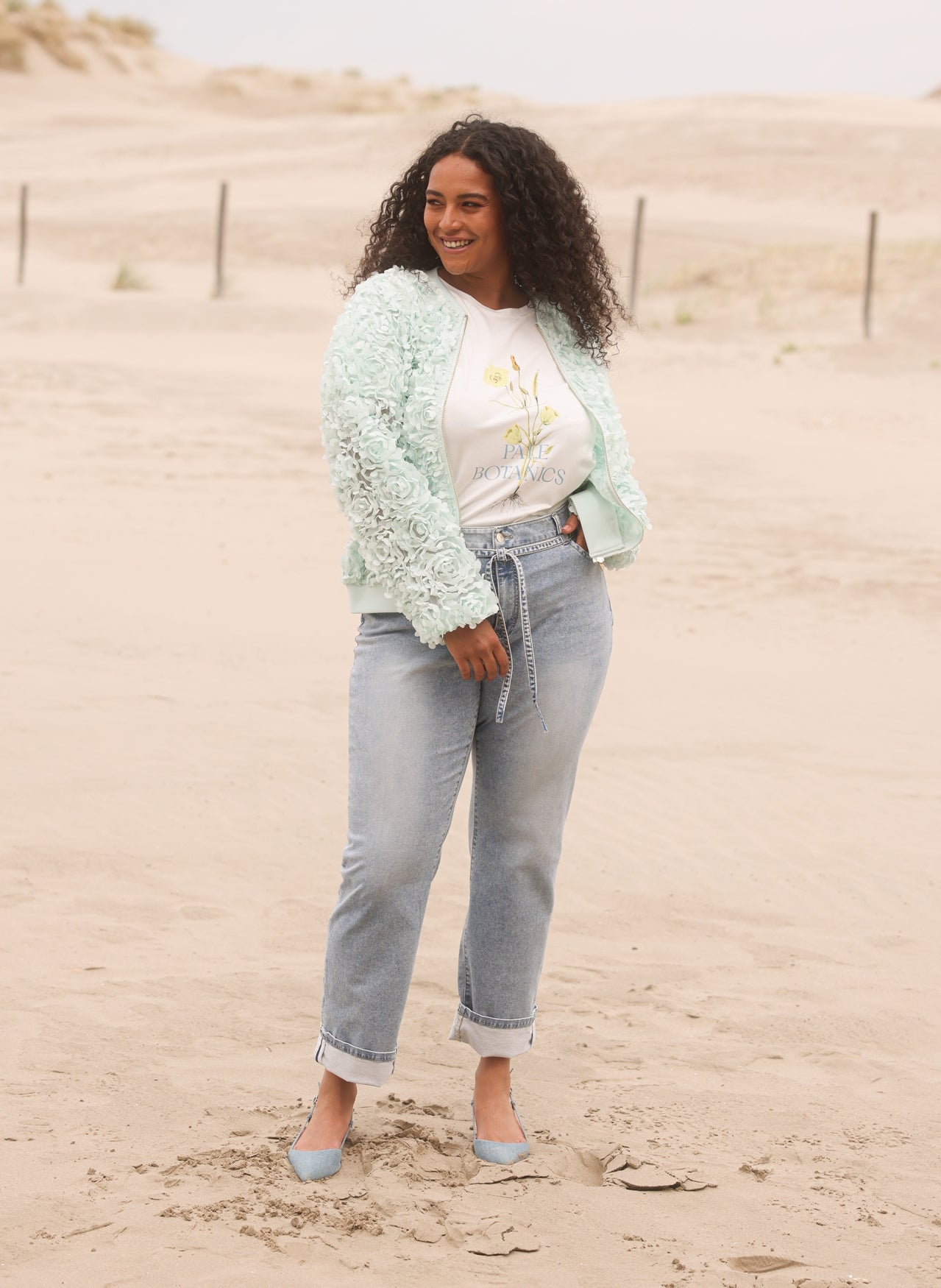 Violet Essential | Bleach Blue Denim