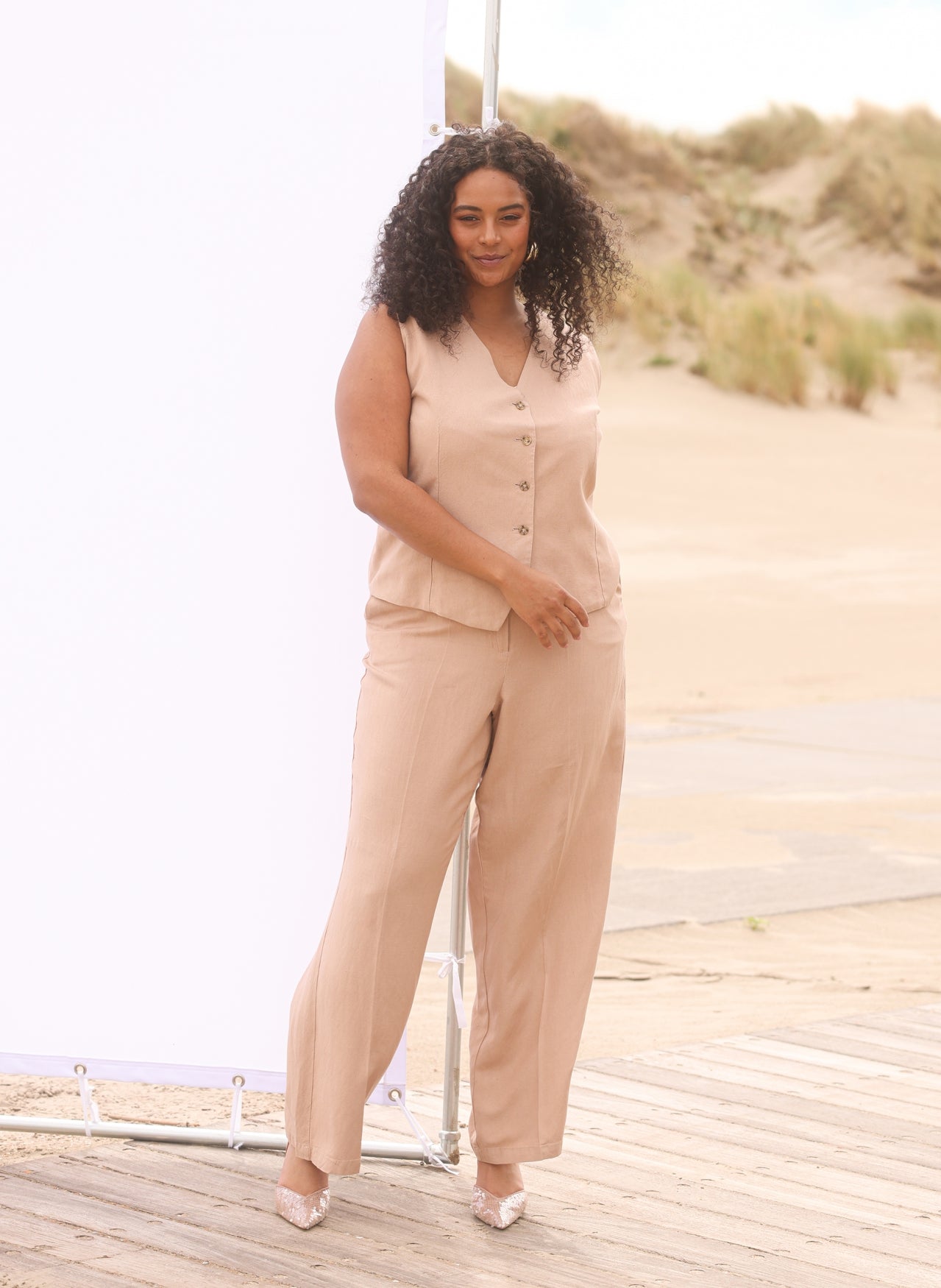 Hedwig Essential | Baked Clay