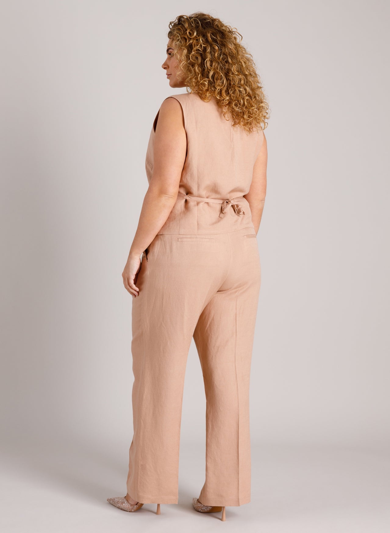 Hedwig Essential | Baked Clay