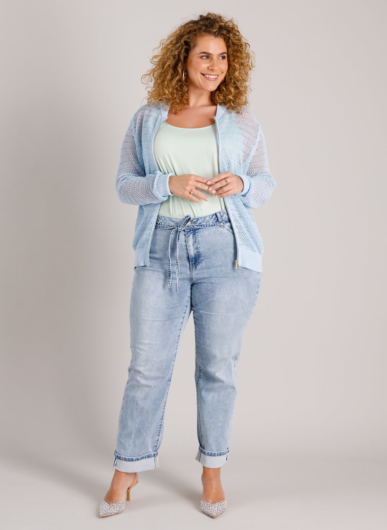 Liva | Pale Blue