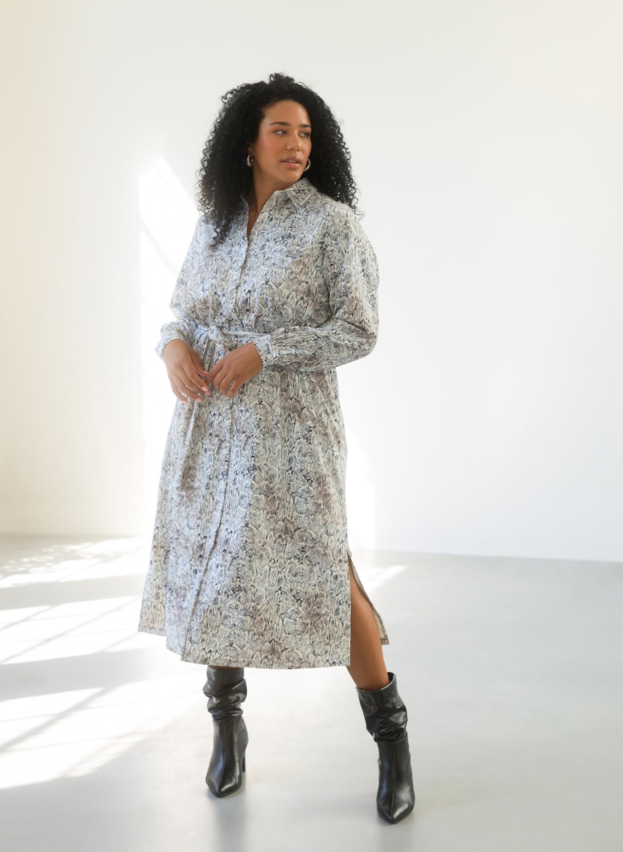 Nicole Essential | Black Multi Colour