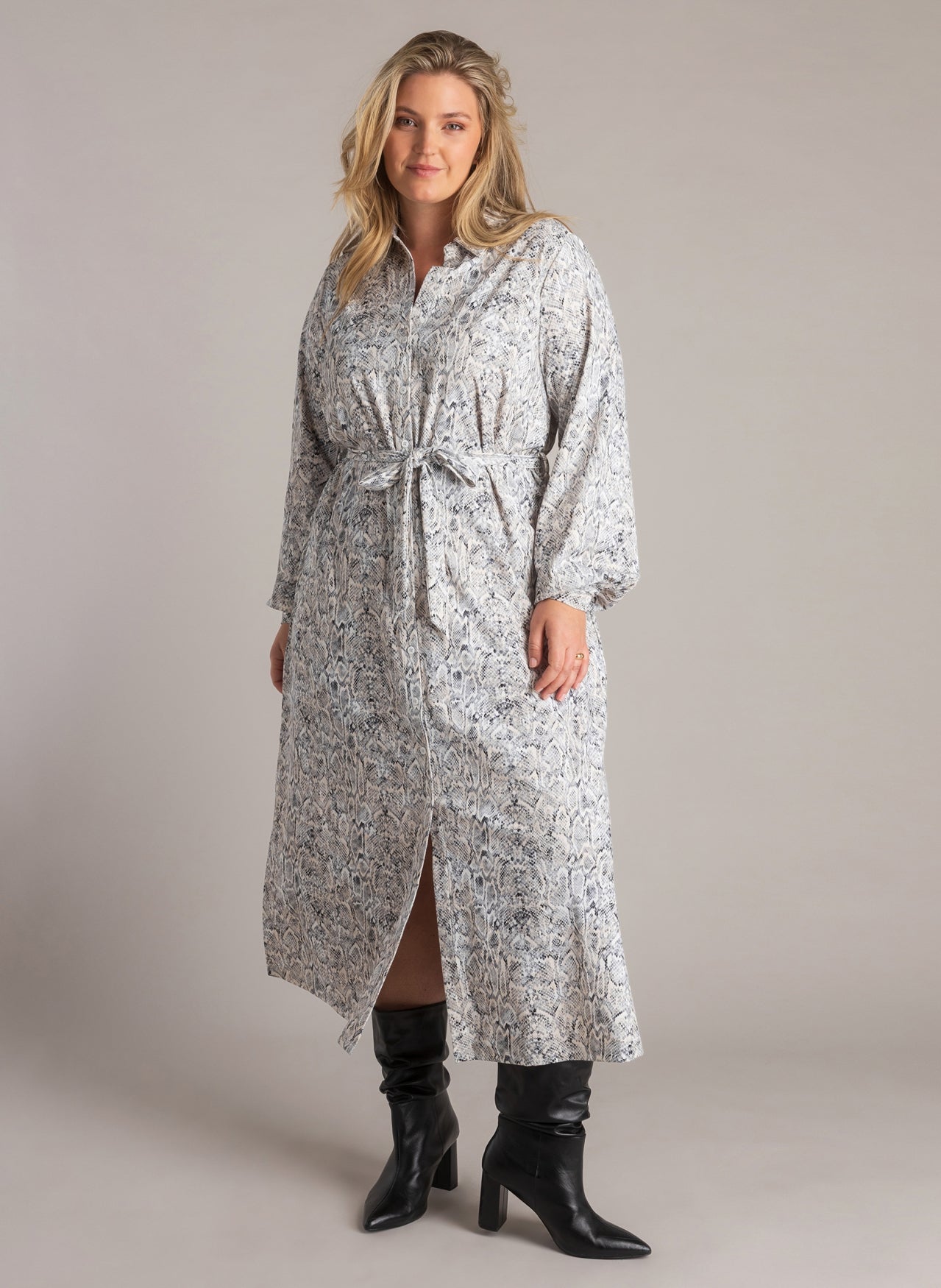 Nicole Essential | Black Multi Colour