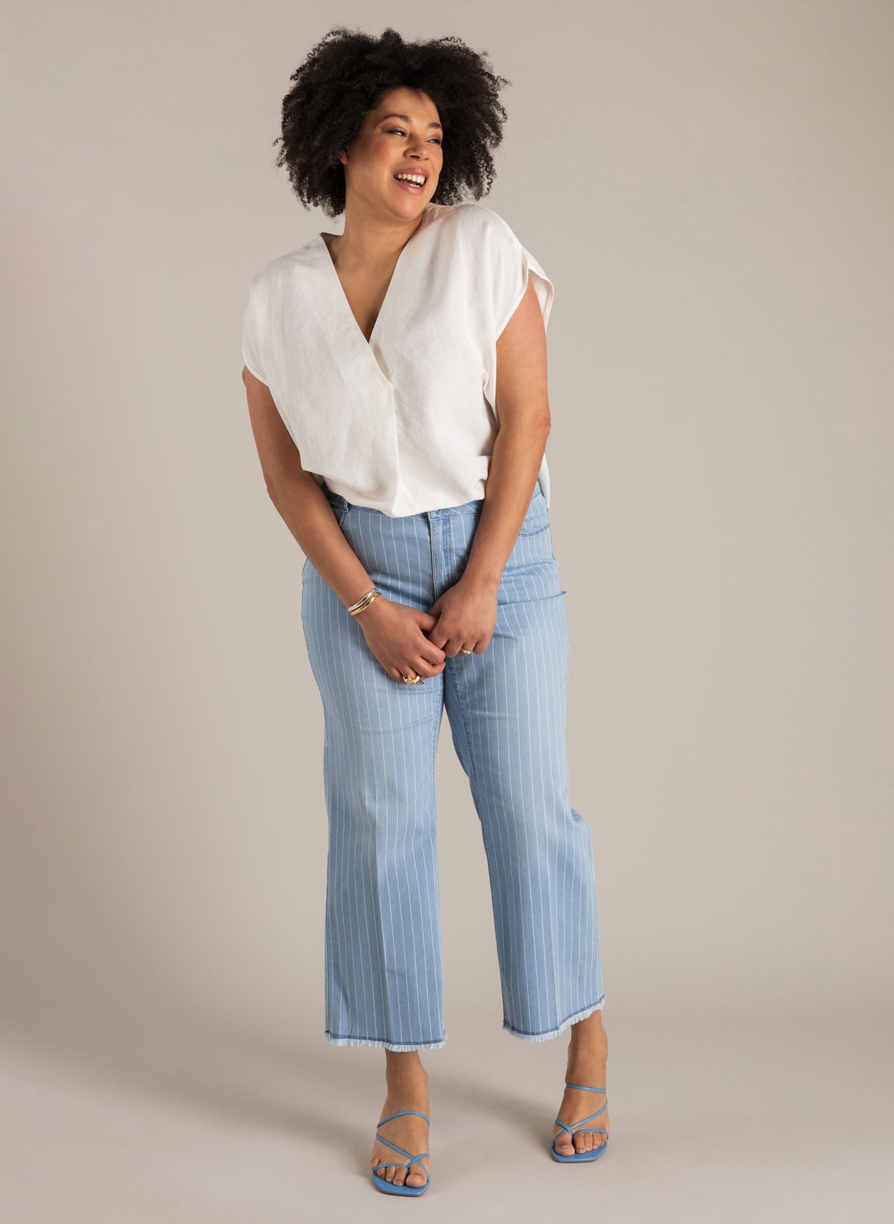 Nilia | Light Denim Bleached