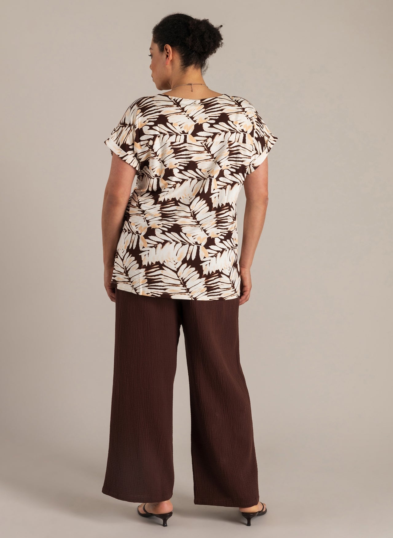 Uriah Essential | Coffee Brown/Multi-C