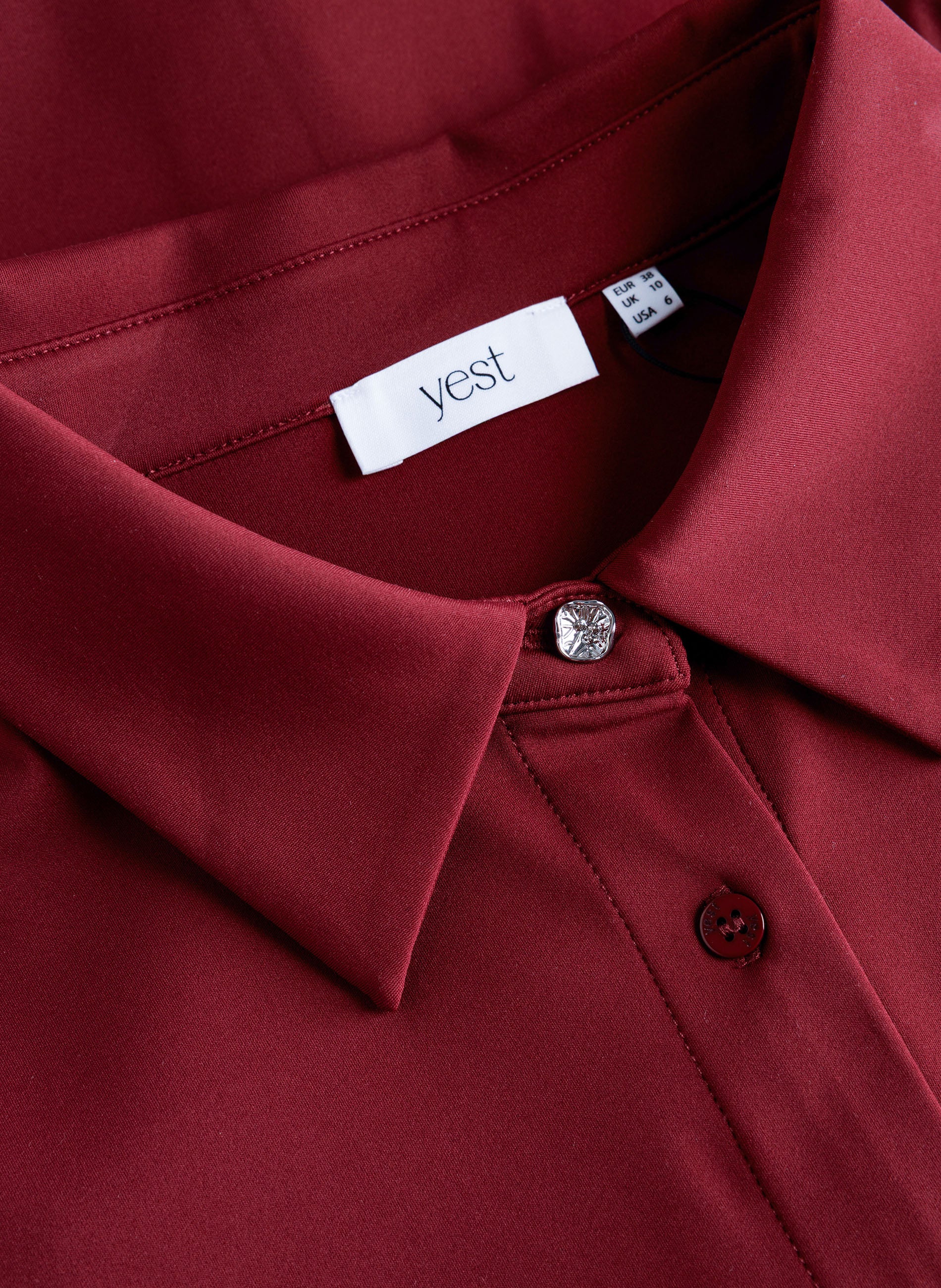 Savanna Essential | Wine Red