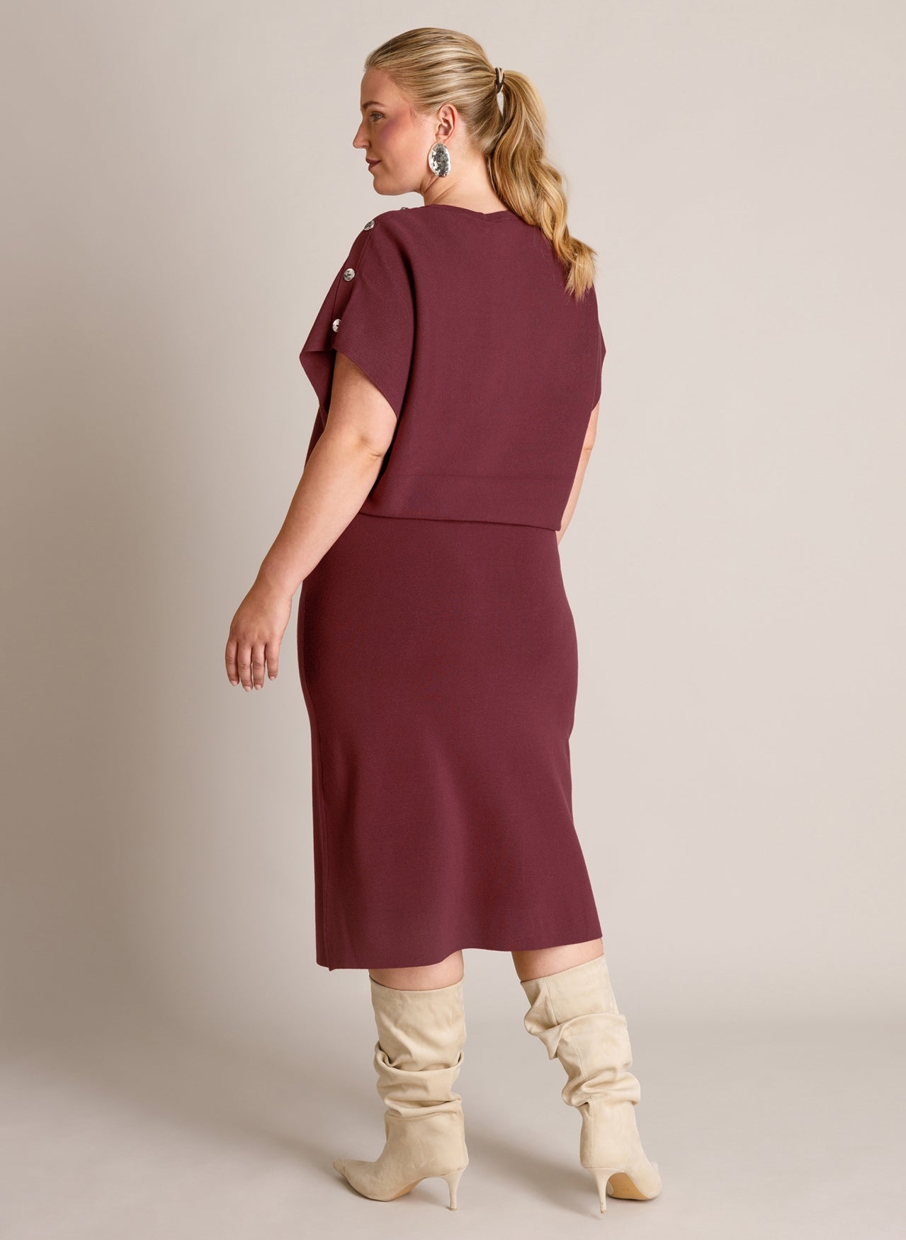 Tessa | Wine Red