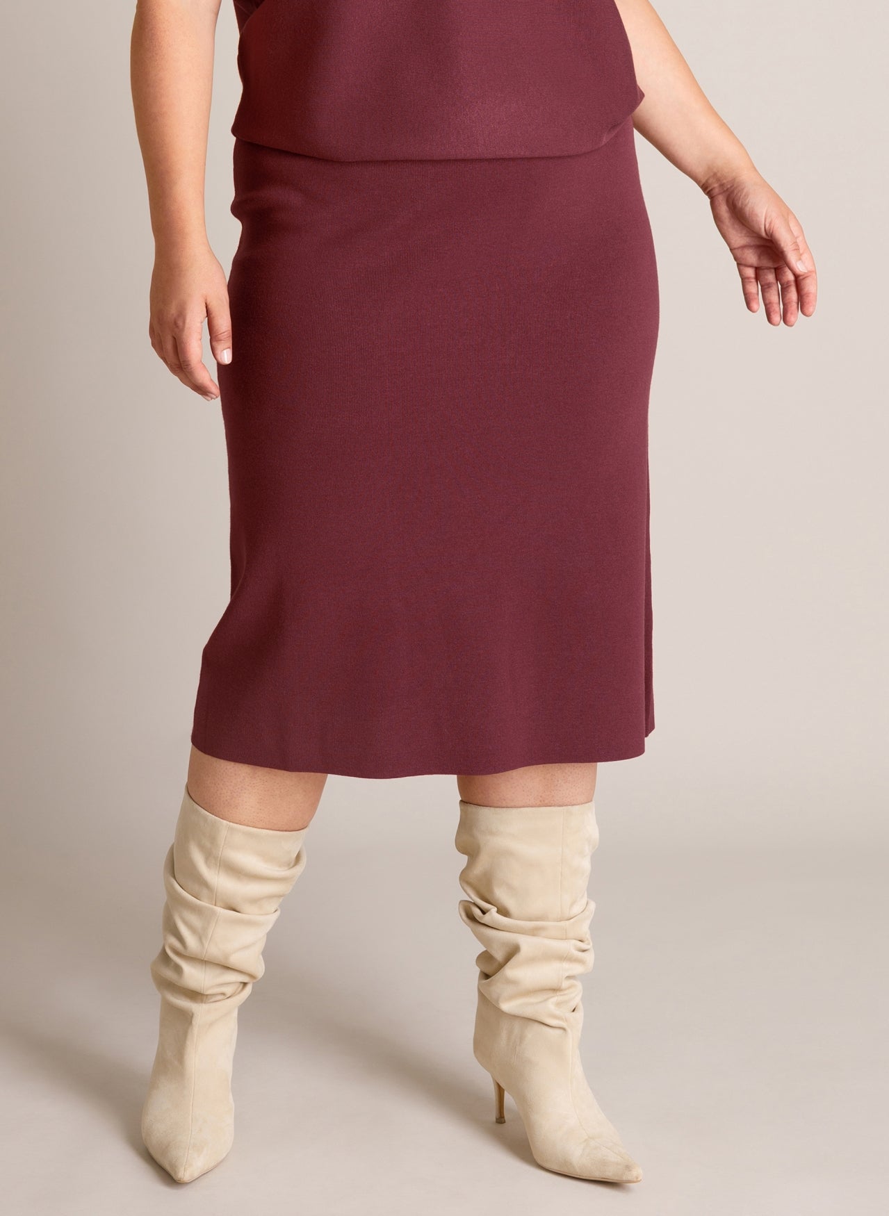 Thaline | Wine Red