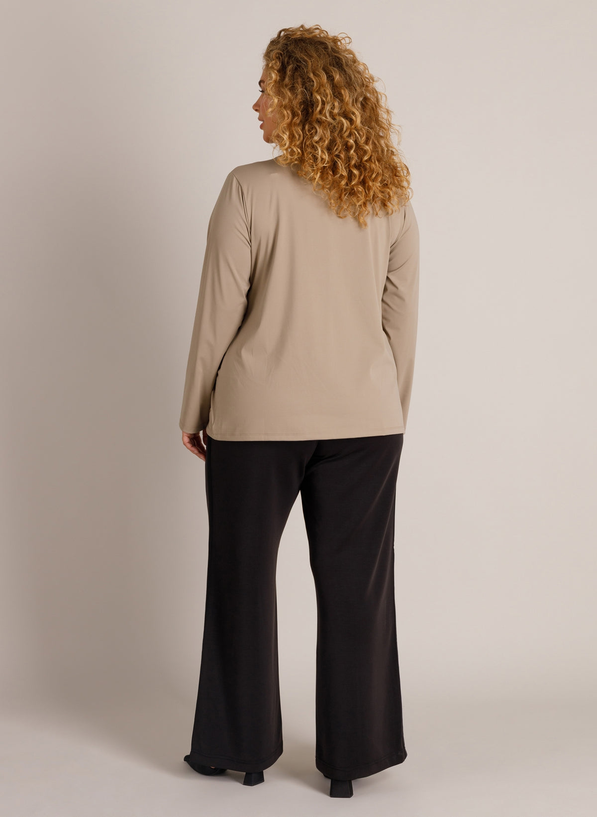 YCZada | Taupe Grey