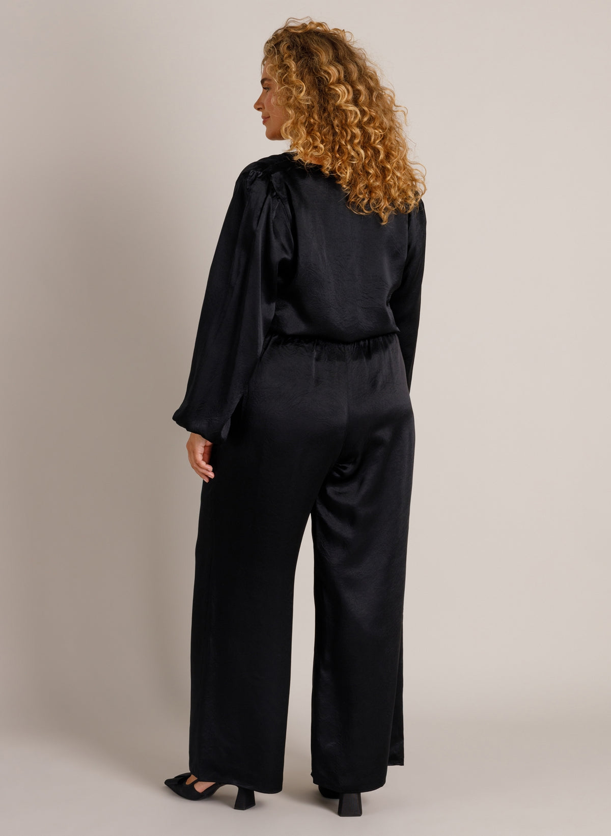 YCZorya | Black