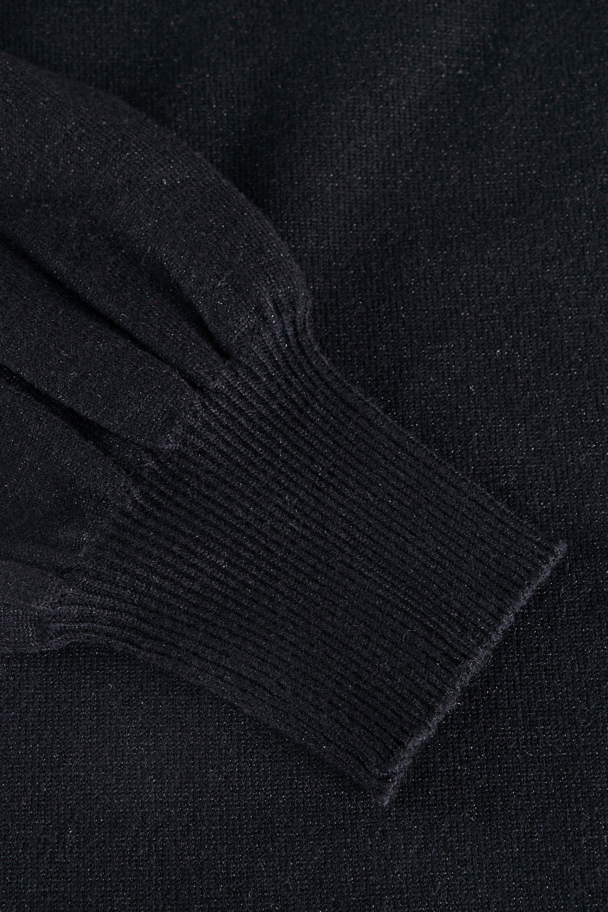 YCRoos Essential | Black