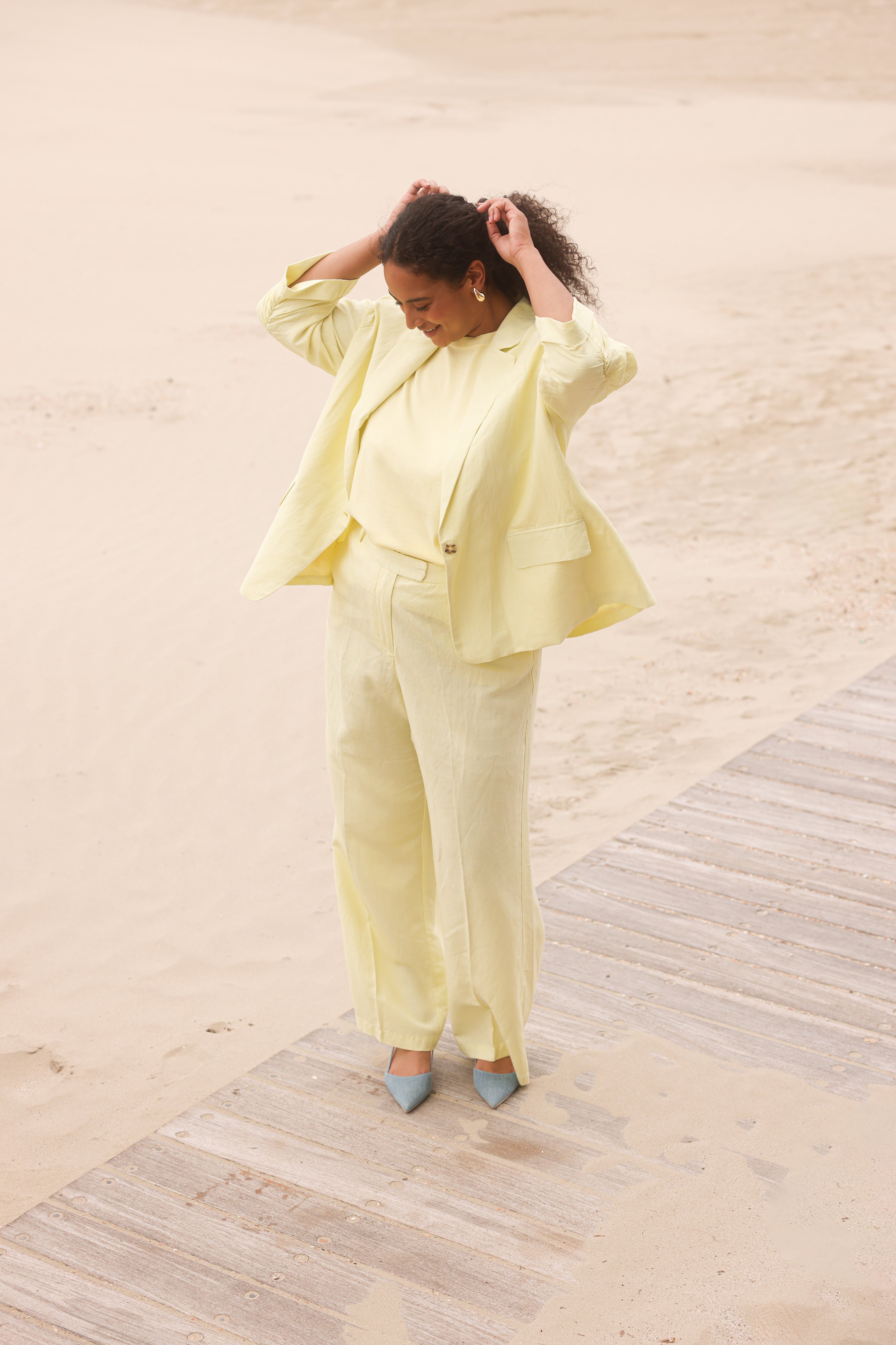 Pale Botanics - Look 3