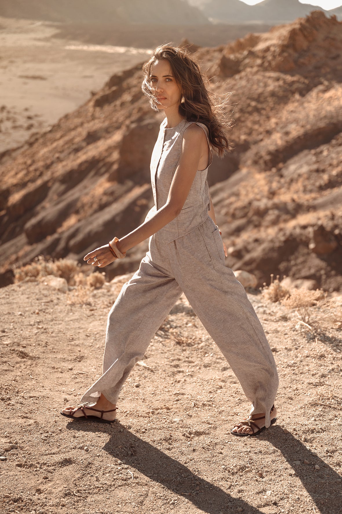 Charred Sand - Look 2